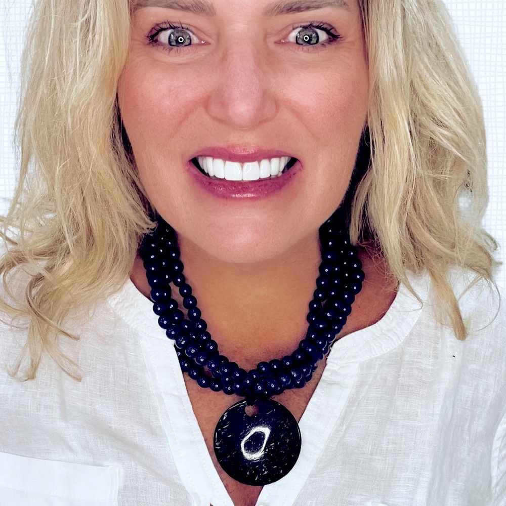 ACAI Y COCONUT Unique Jewelry Statement Necklace Ecuador Artisan Gift black